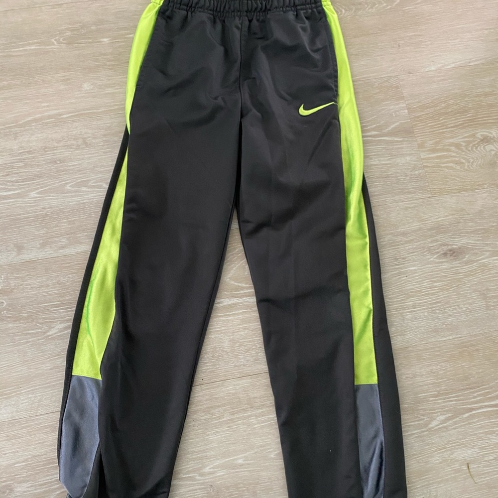 Nike Pants Y7